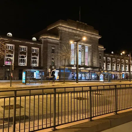 דירה King Size Lounge 76m2 De Confort Au Centre *