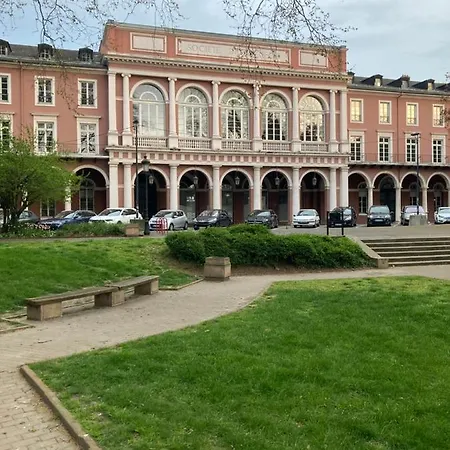 King Size Lounge 76m2 De Confort Au Centre * מולהאוס