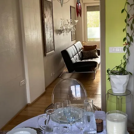 King Size Lounge 76m2 De Confort Au Centre דירה