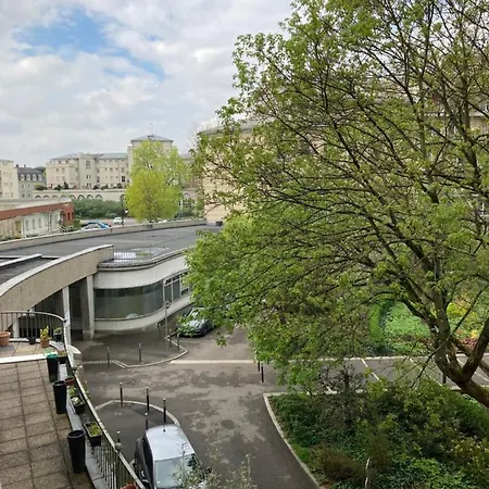 King Size Lounge 76m2 De Confort Au Centre * מולהאוס