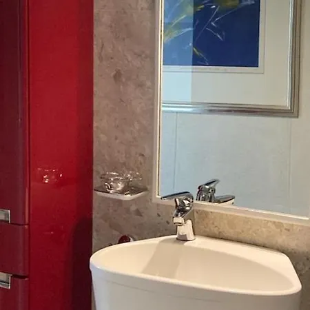 King Size Lounge 76m2 De Confort Au Centre