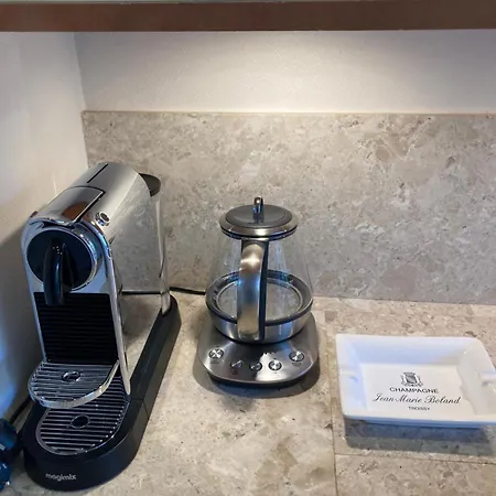 King Size Lounge 76m2 De Confort Au Centre דירה