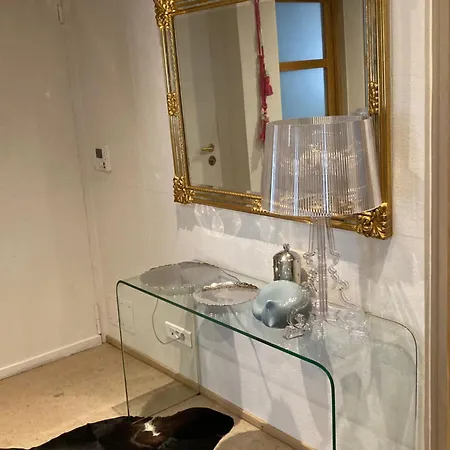 King Size Lounge 76m2 De Confort Au Centre דירה